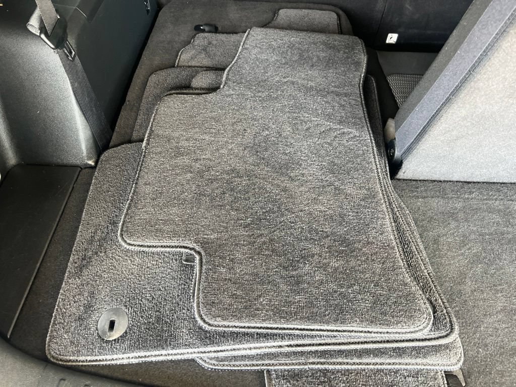 Certified 2021 Kia Sorento LX AWD/4WD image 12