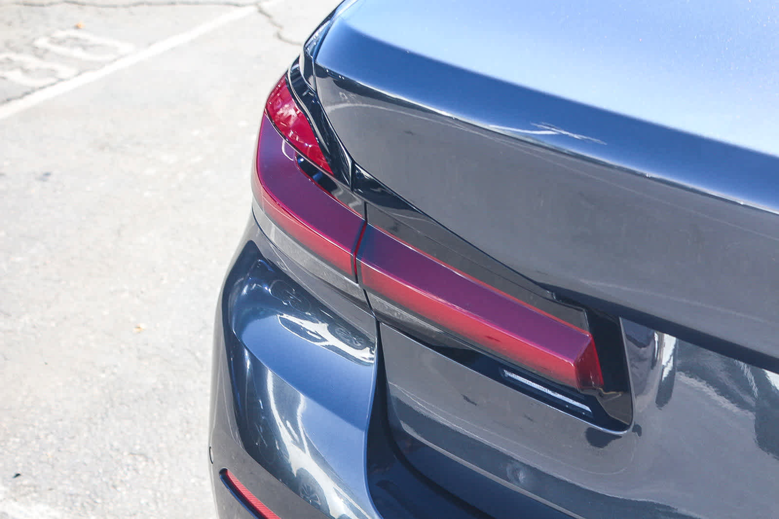 Certified 2023 BMW 530e w/ Convenience Package image 7