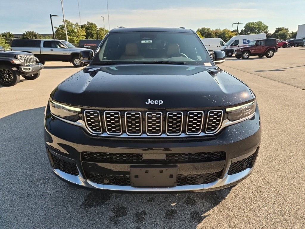 New 2025 Jeep Grand Cherokee L Summit image 3