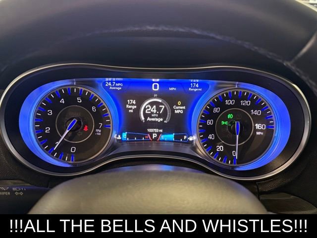 Used 2017 Chrysler 300 Touring w/ Value Package image 32