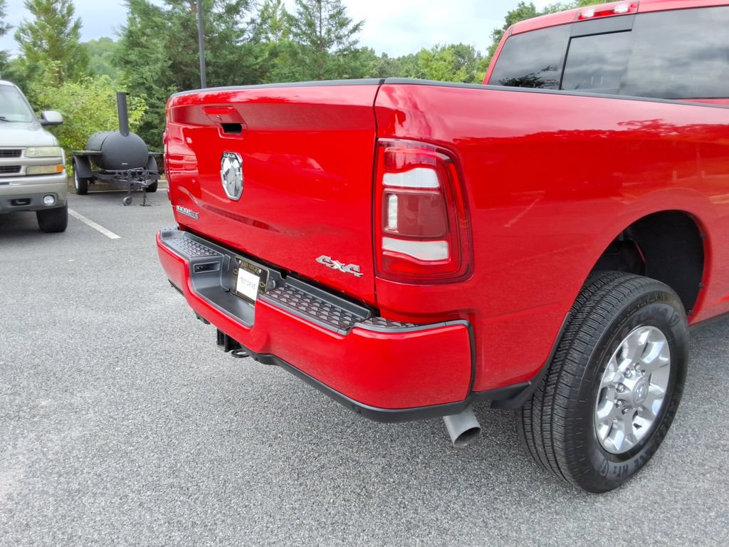 Used 2024 RAM 3500 Laramie AWD/4WD image 15