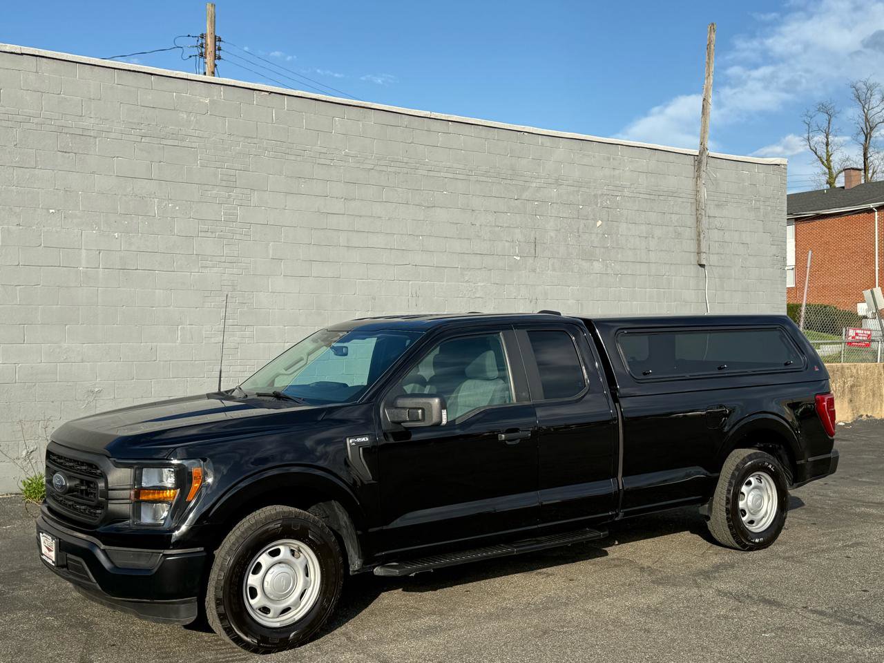 Used 2023 Ford F150 XL RWD image 2