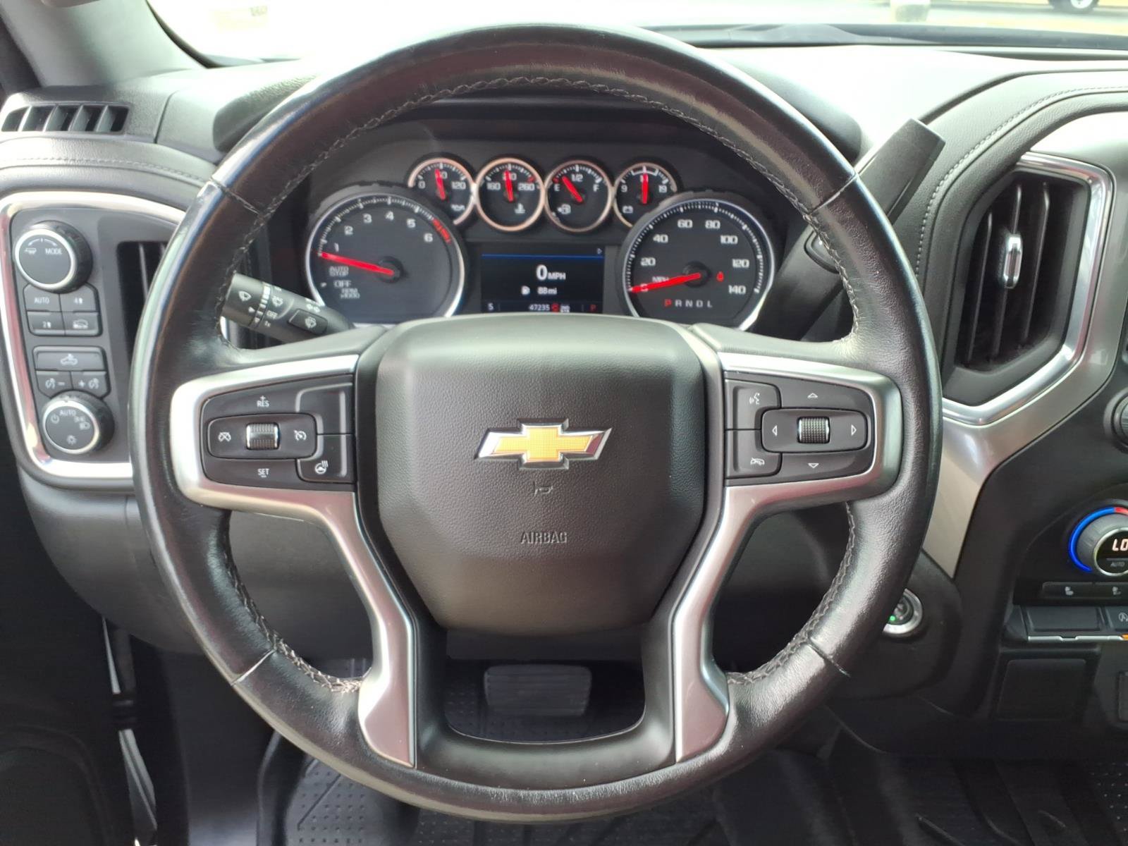 Used 2021 Chevrolet Silverado 1500 LT AWD/4WD image 19
