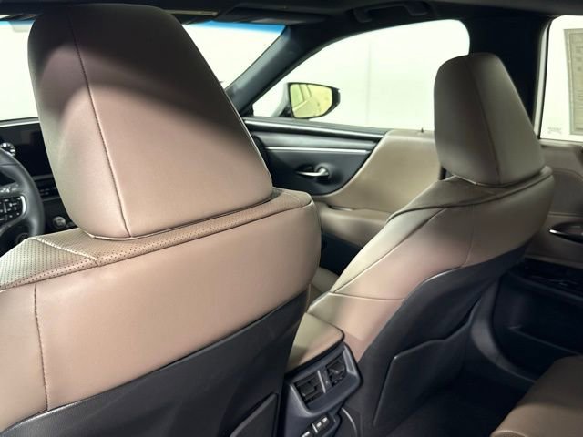 New 2025 Lexus ES 300h w/ Premium Package image 20