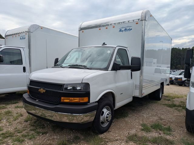 New 2025 Chevrolet Express 3500 w/ Power Convenience Package image 5