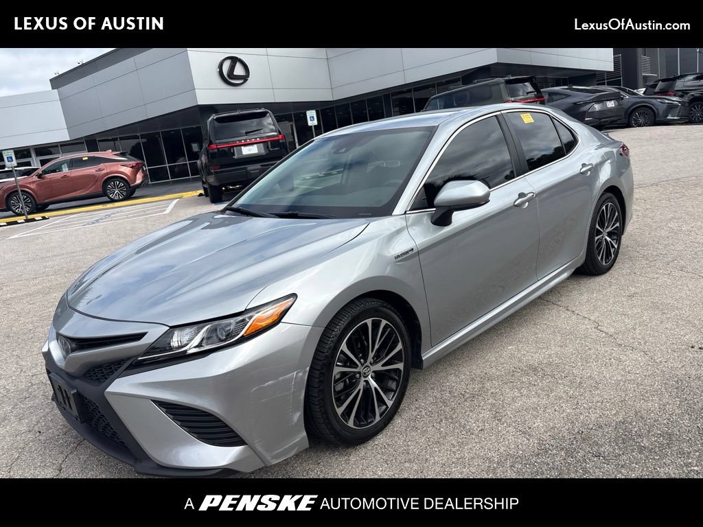 Used 2020 Toyota Camry SE