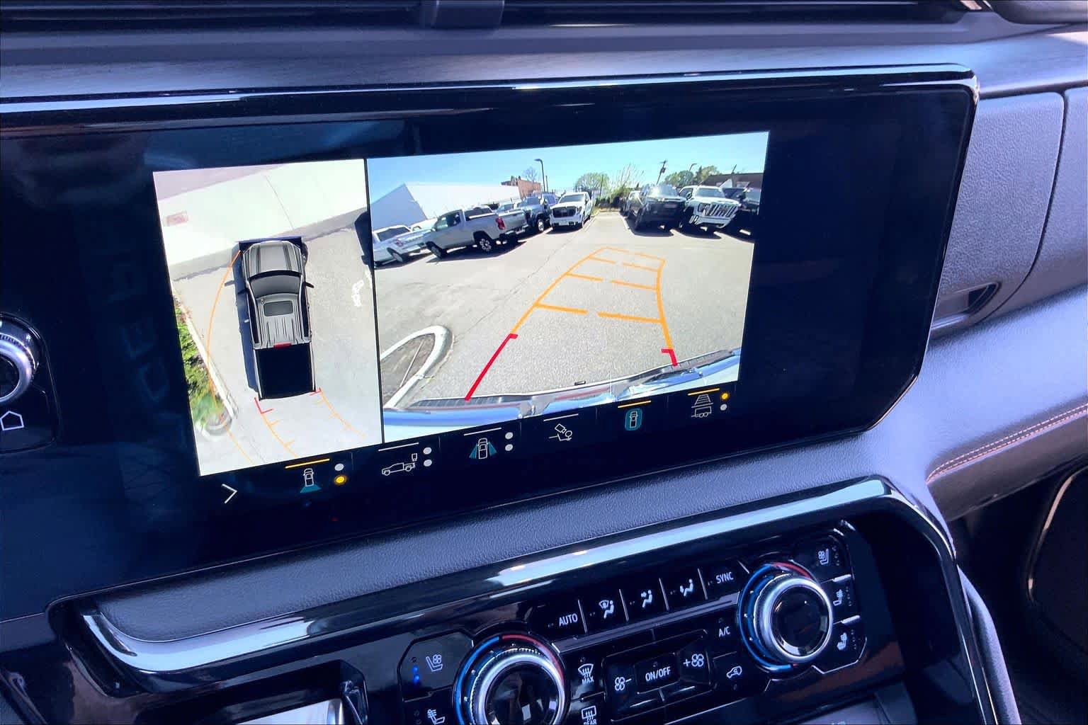 Used 2022 GMC Sierra 1500 AT4 w/ AT4 Premium Package AWD/4WD image 29