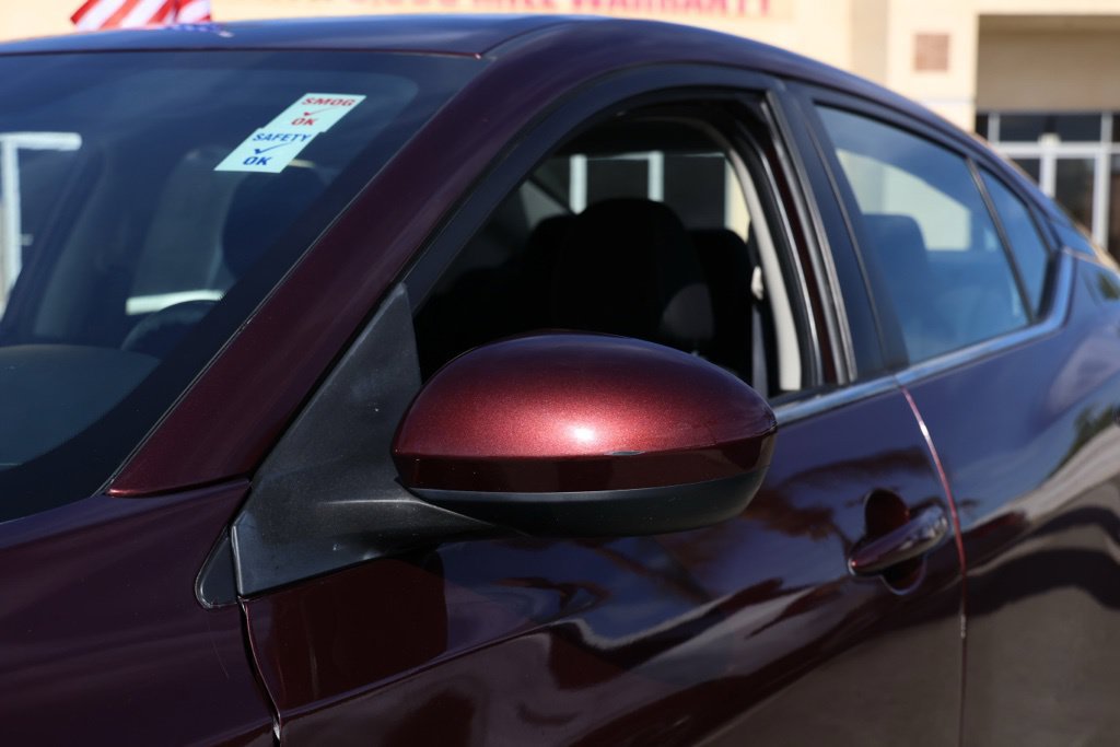 Used 2025 Nissan Sentra SV FWD image 13