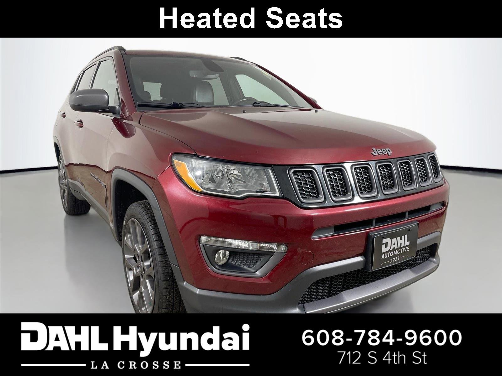 Used 2021 Jeep Compass Latitude image 1