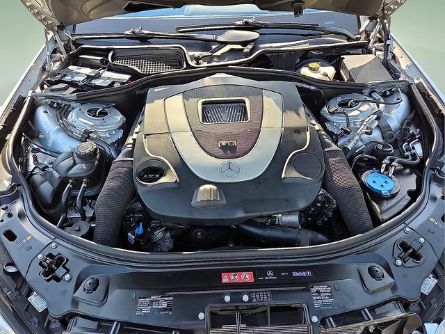 Used 2010 Mercedes-Benz S 550 image 12