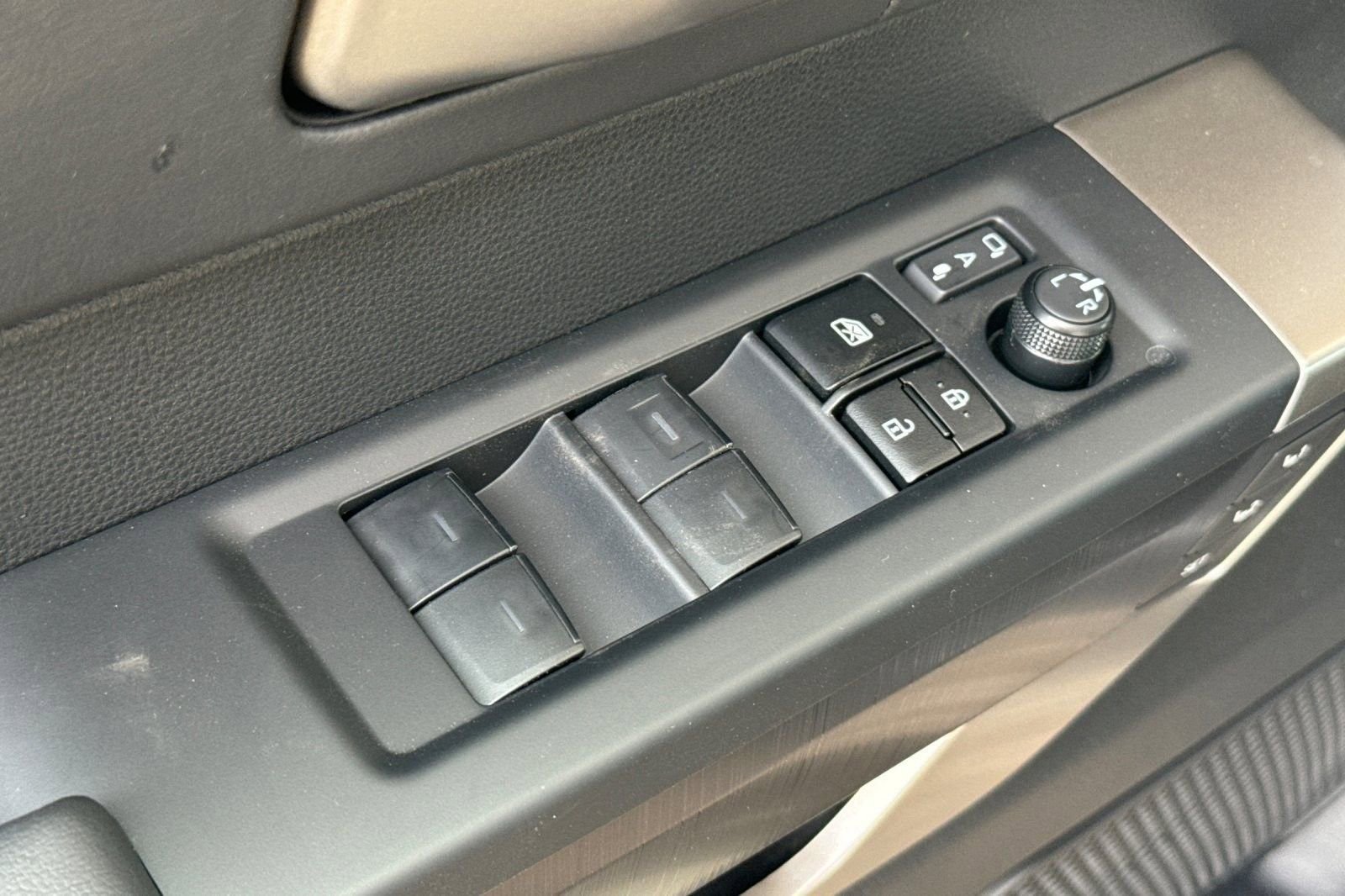 New 2026 Toyota Sequoia Platinum AWD/4WD image 20