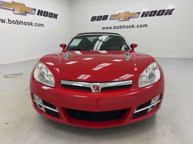 Used 2008 Saturn Sky Base w/ Premium Trim Package image 2