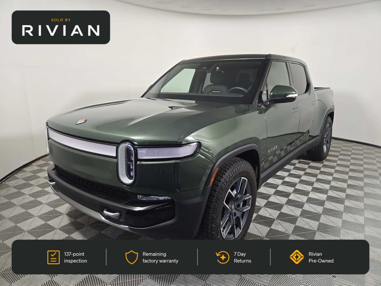 Used 2024 Rivian R1T Adventure Dual AWD/4WD image 1