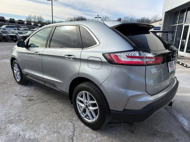 Used 2022 Ford Edge SEL w/ Convenience Package image 5