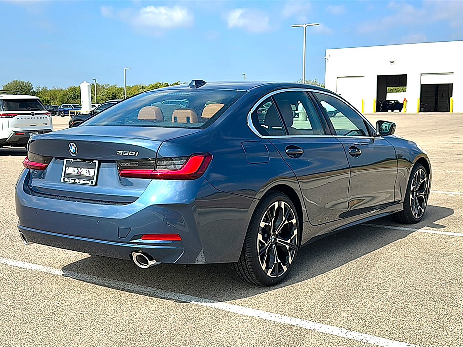 New 2026 BMW 330i Sedan w/ Premium Package RWD image 8