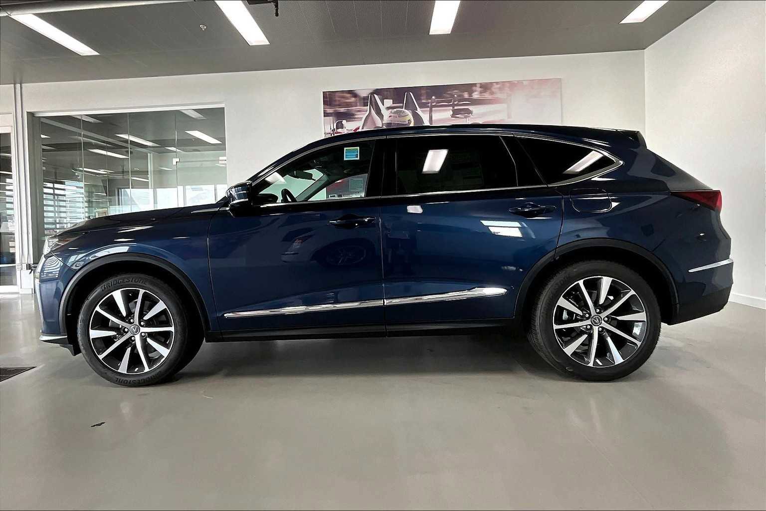 New 2026 Acura MDX SH-AWD w/ Technology Package image 3