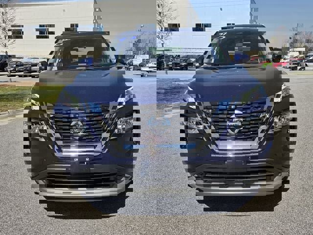 Used 2021 Nissan Rogue SV image 11