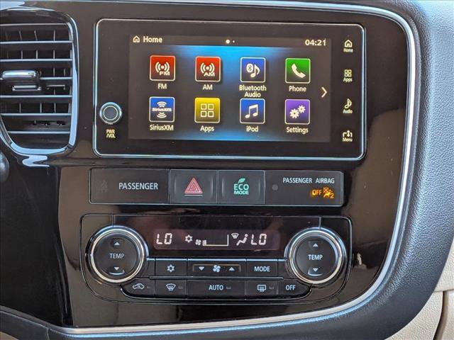 Used 2017 Mitsubishi Outlander SEL image 13