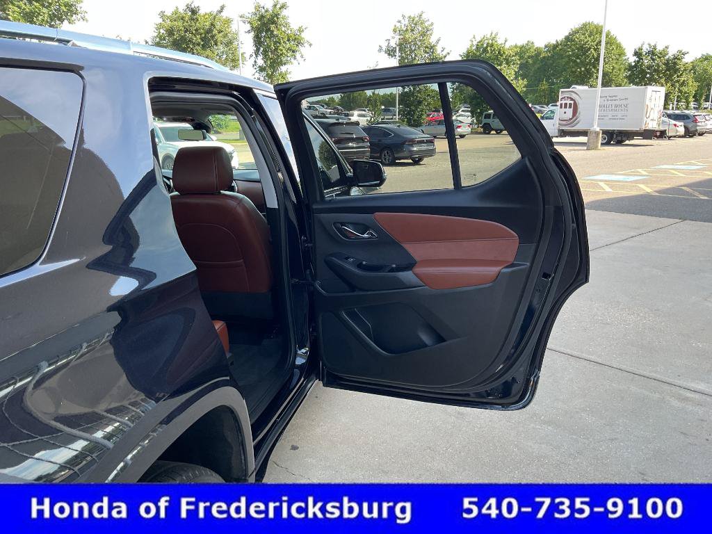 Used 2020 Chevrolet Traverse High Country w/ LPO, Floor Liner Package AWD/4WD image 19