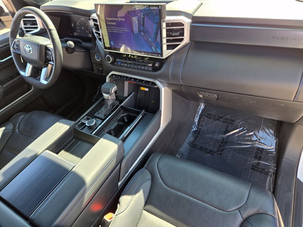 Used 2024 Toyota Sequoia Platinum AWD/4WD image 17