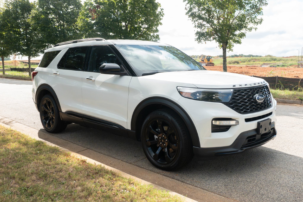 Used 2023 Ford Explorer ST RWD image 7