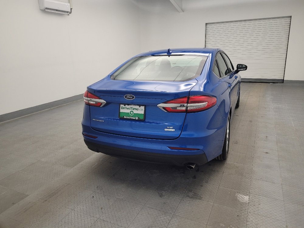 Used 2020 Ford Fusion SE image 7