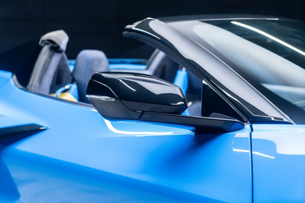 Used 2025 Chevrolet Corvette Z06 RWD image 11