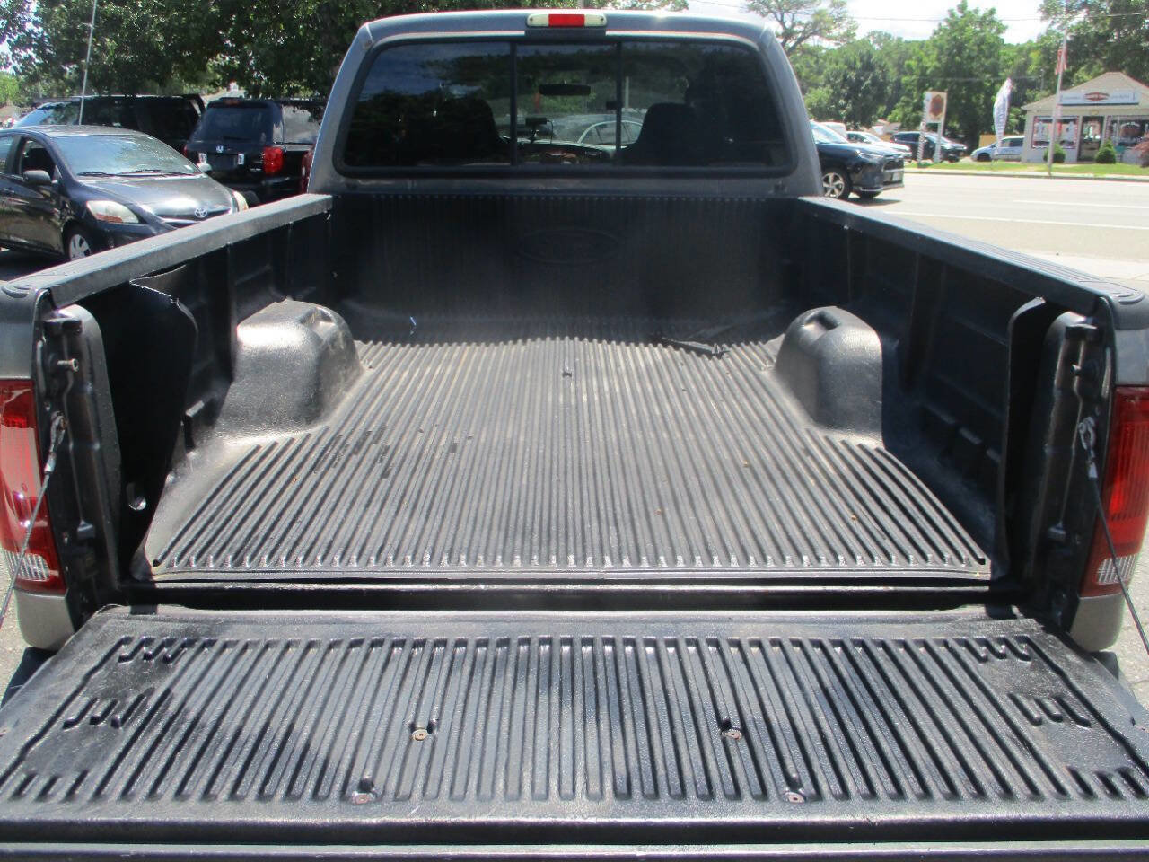 Used 2006 Ford F250 Lariat image 5