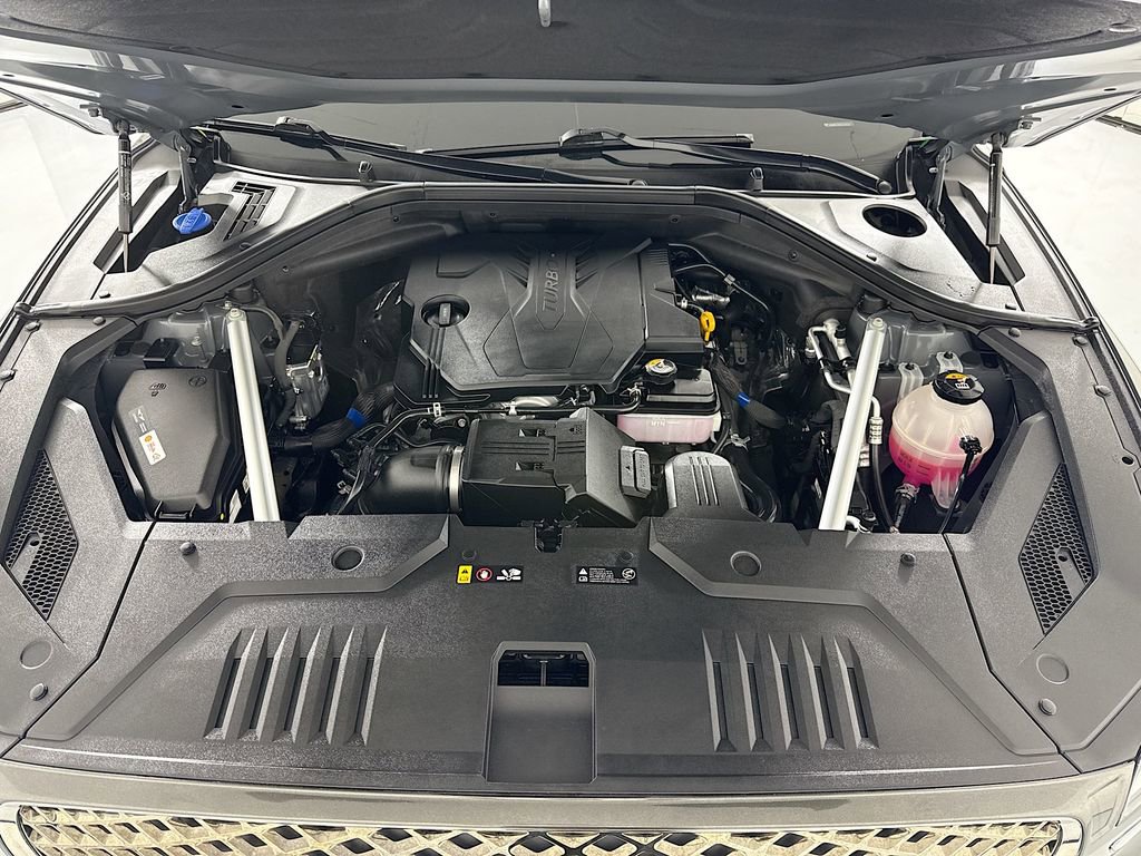 Used 2025 Genesis GV70 2.5T w/ Advanced Package AWD/4WD image 30