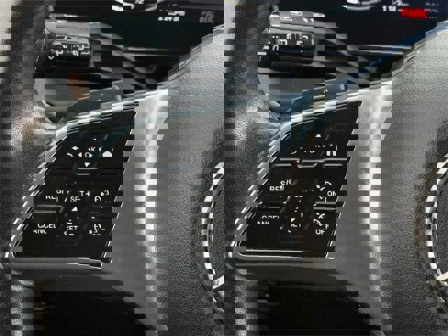 Used 2024 Mercedes-Benz GLC 300 image 13