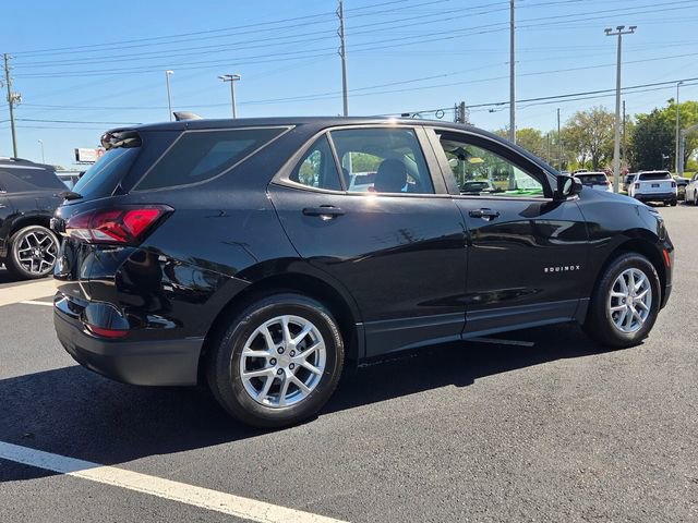 Used 2023 Chevrolet Equinox LS AWD/4WD image 7