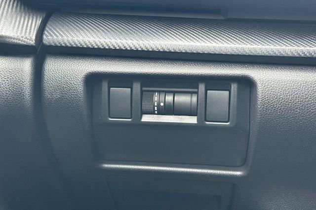 Used 2026 Subaru Crosstrek 2.0i Premium image 31