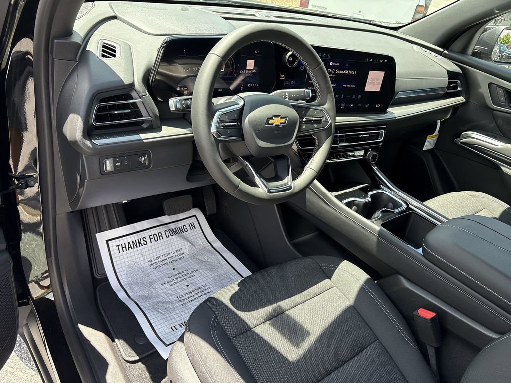 New 2026 Chevrolet Traverse LT image 11