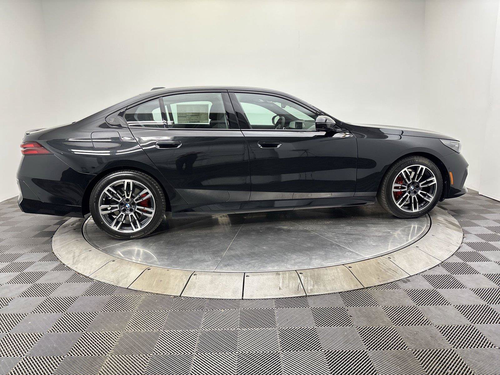 New 2027 BMW 530i xDrive w/ M Sport Package AWD/4WD image 17