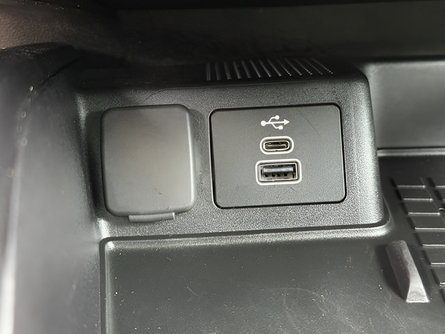Used 2025 Ford Bronco Sport Badlands AWD/4WD image 13