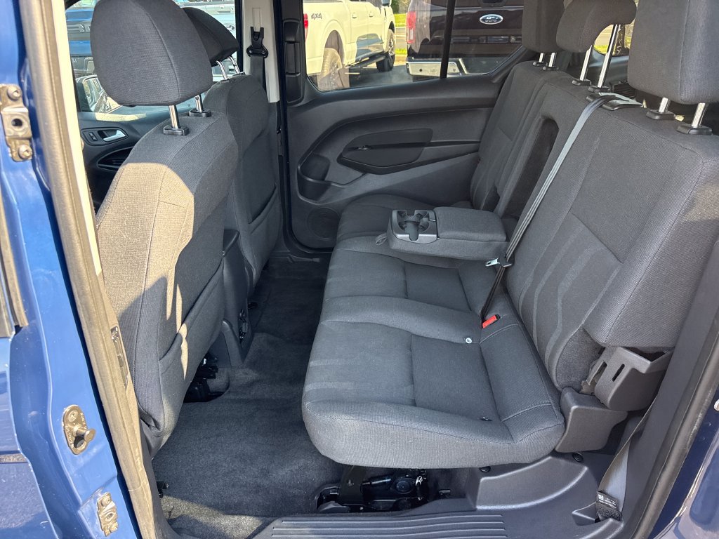 Used 2017 Ford Transit Connect XLT FWD image 17