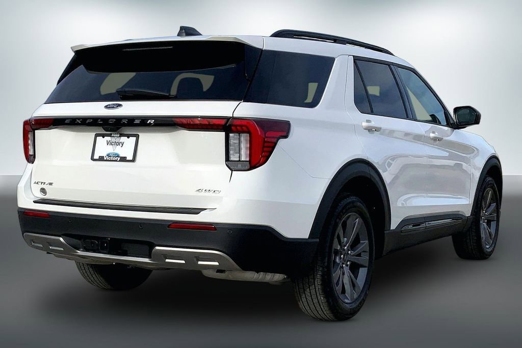 Used 2026 Ford Explorer Active w/ Active Comfort Package AWD/4WD image 11