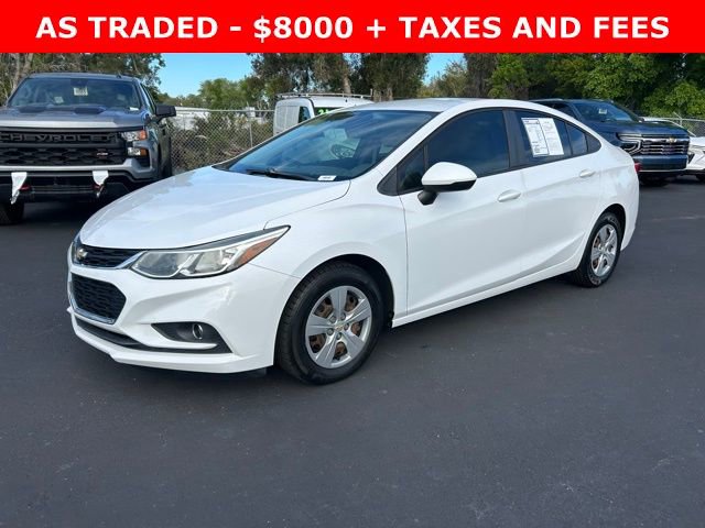 Used 2018 Chevrolet Cruze LS image 3