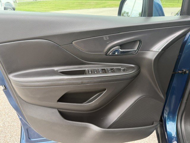 Used 2019 Buick Encore Preferred w/ Safety Package FWD image 11