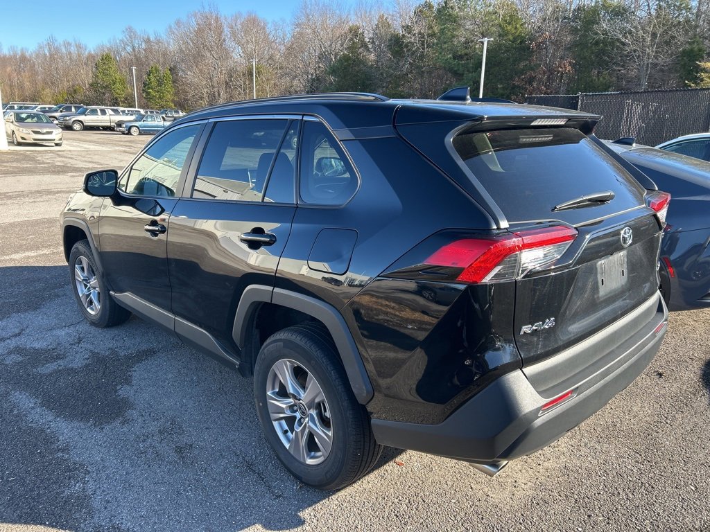 Used 2024 Toyota RAV4 XLE image 7
