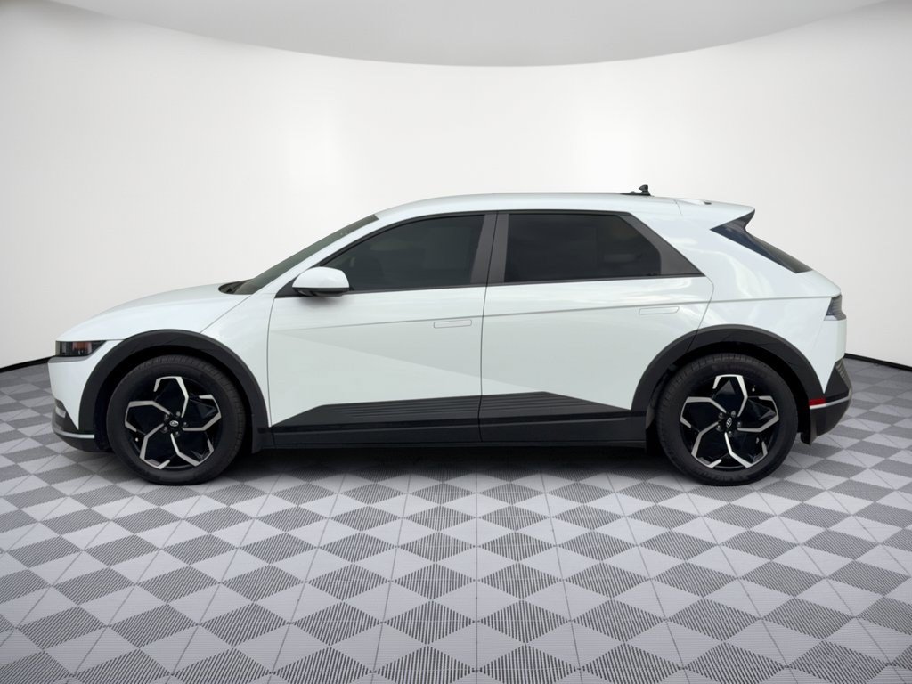 Used 2023 Hyundai Ioniq 5 SEL AWD/4WD image 2