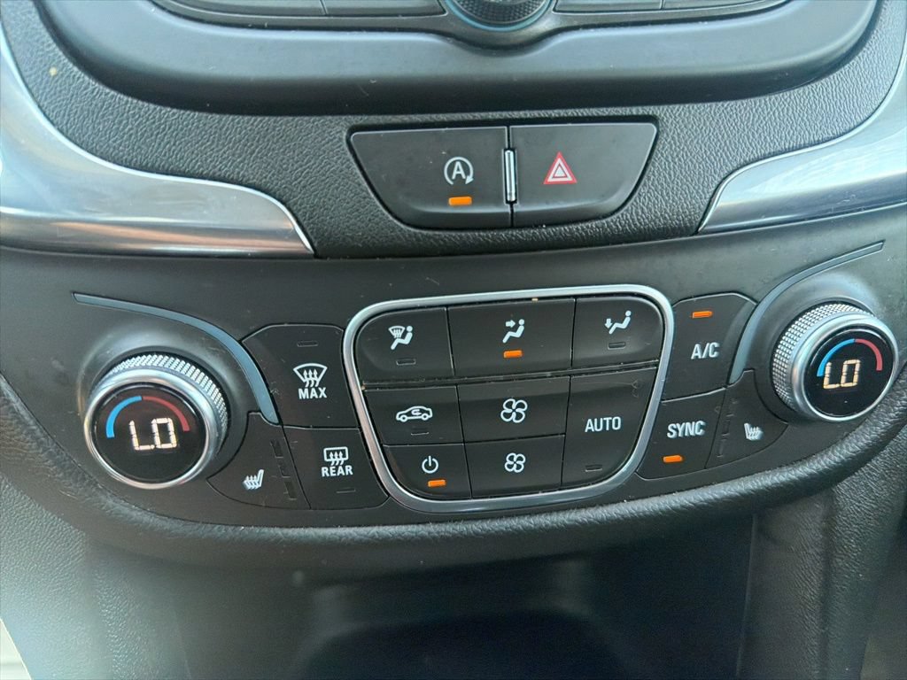 Used 2022 Chevrolet Equinox LT FWD image 16