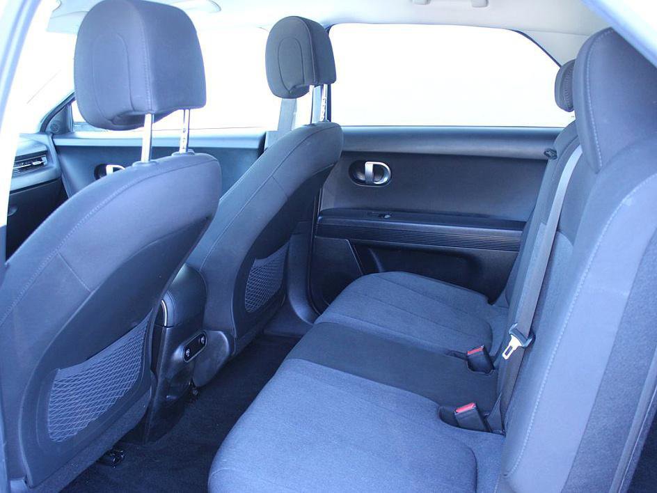 Used 2022 Hyundai Ioniq 5 SE w/ Cargo Package image 16