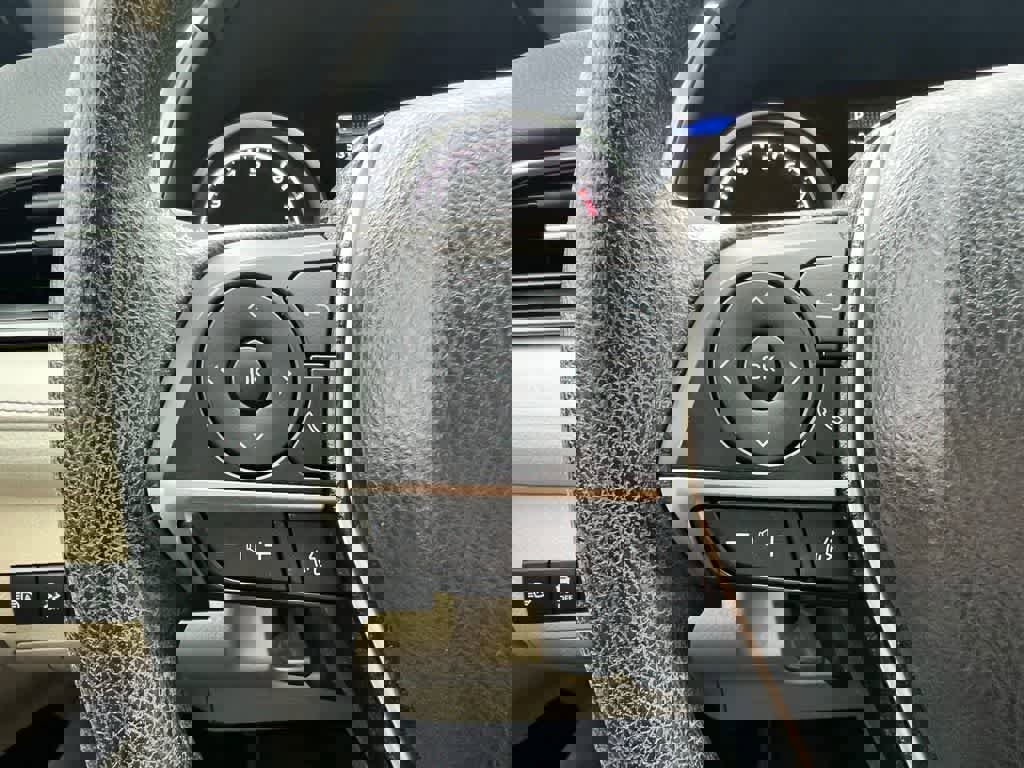 Used 2023 Toyota Camry LE image 23