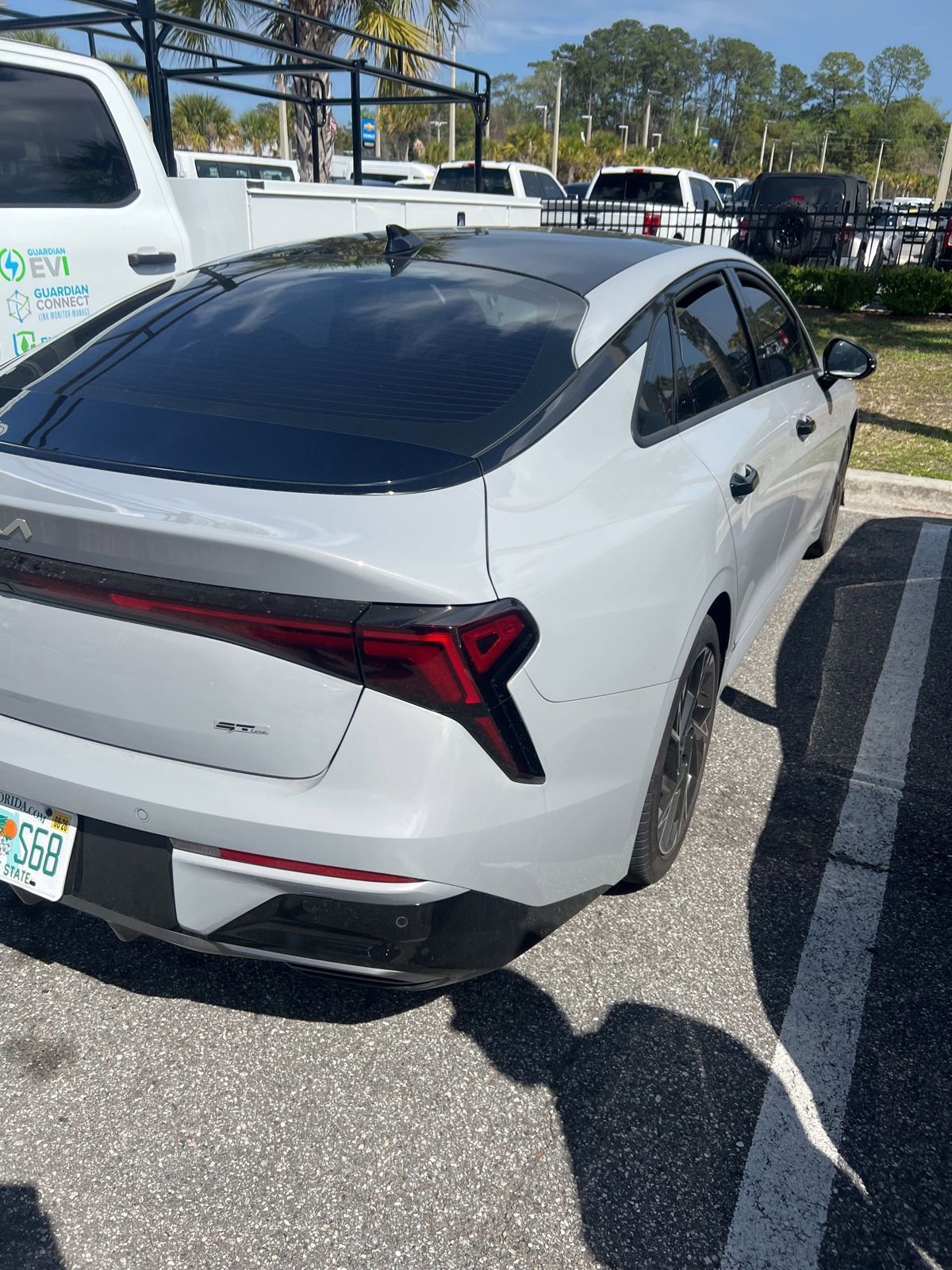 Used 2025 Kia K5 GT-Line w/ GT-Line Premium Package image 4