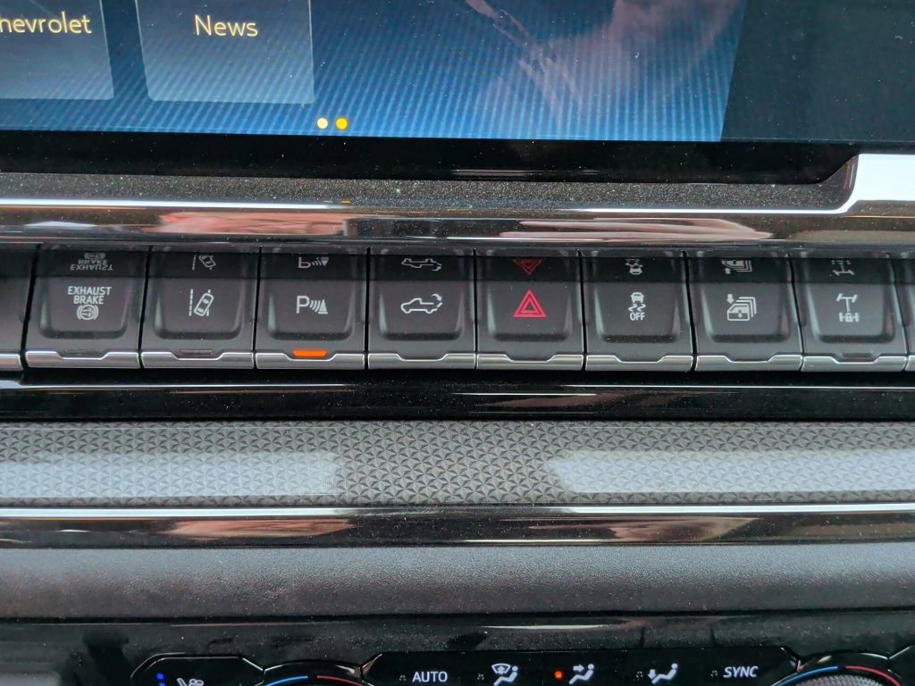 New 2026 Chevrolet Silverado 2500 ZR2 AWD/4WD image 31