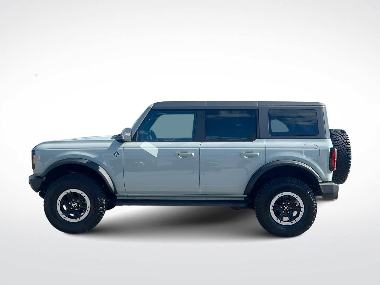 Used 2023 Ford Bronco Outer Banks w/ Sasquatch Package AWD/4WD image 5