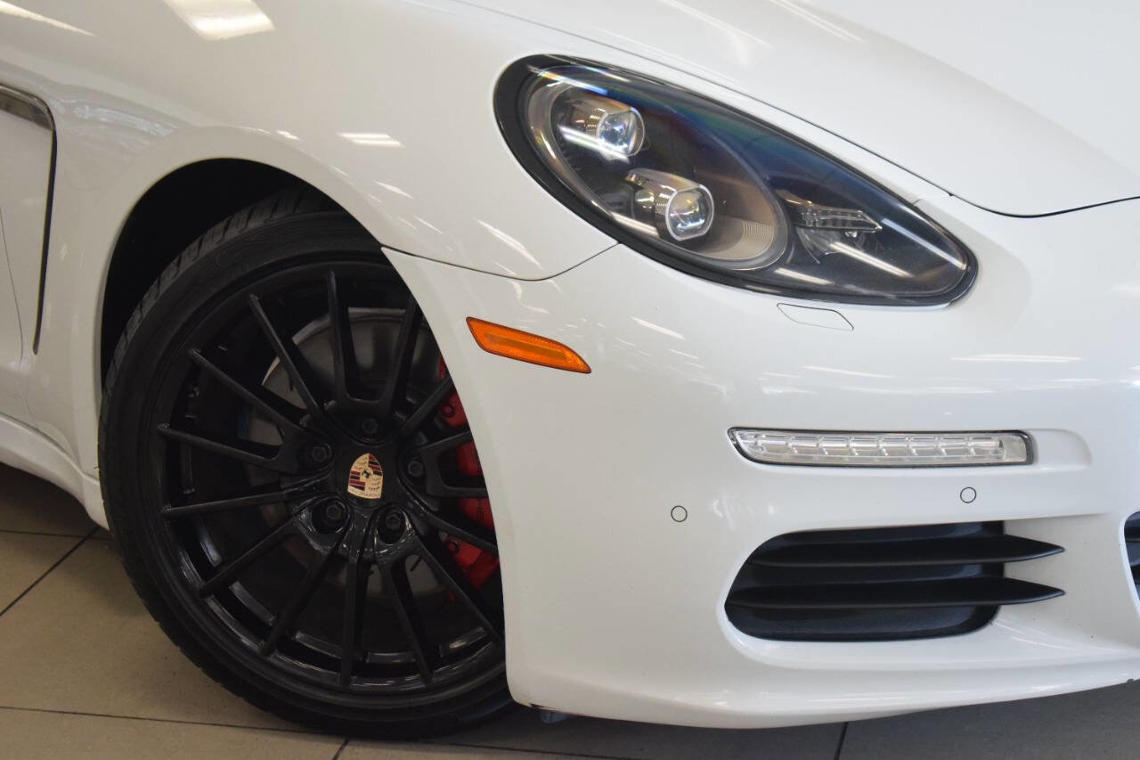 Used 2014 Porsche Panamera 4 image 5