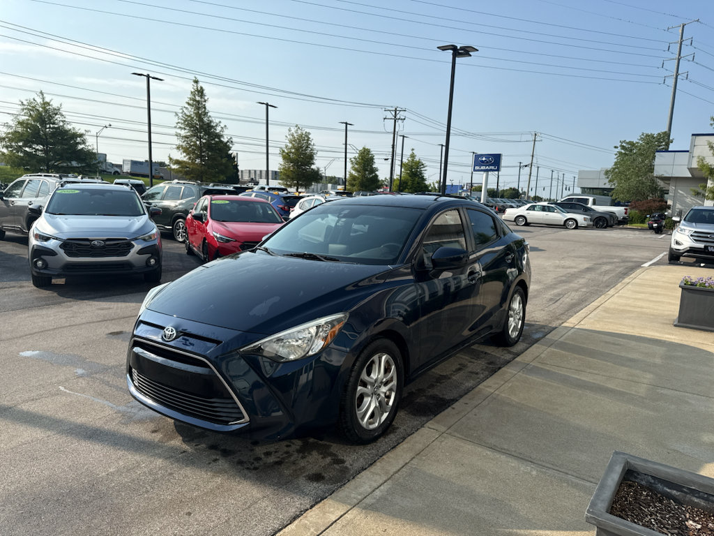 Used 2017 Toyota Yaris iA FWD image 7
