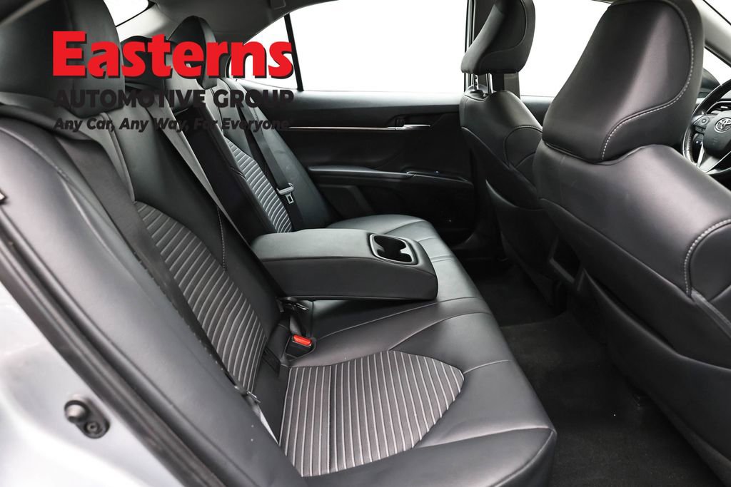 Used 2019 Toyota Camry SE FWD image 23